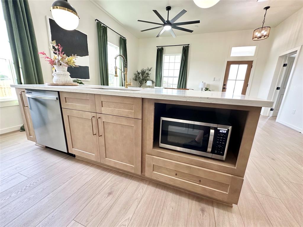 1512 41st Street, Galveston, Texas image 7