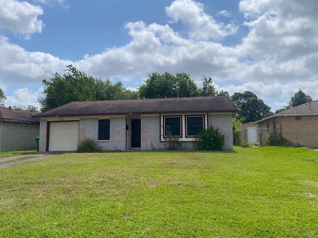 500 E Main Street, Clute, Texas image 2
