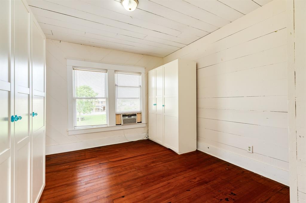 331 W Broad Street, Freeport, Texas image 29
