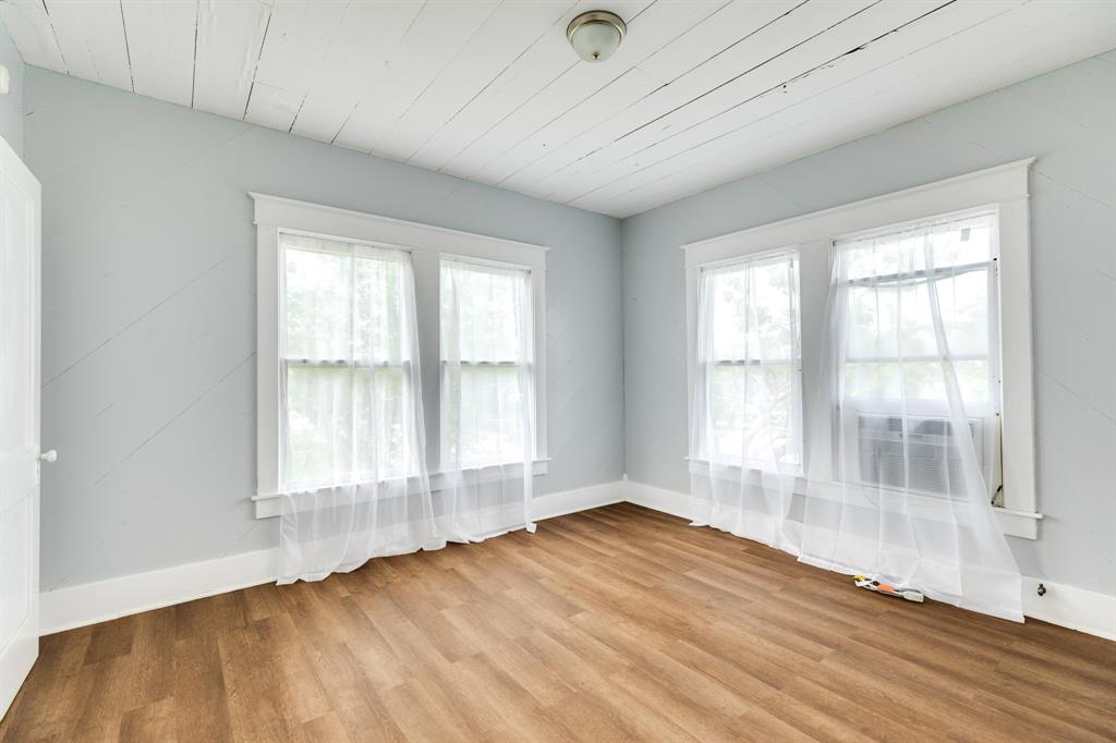 331 W Broad Street, Freeport, Texas image 32