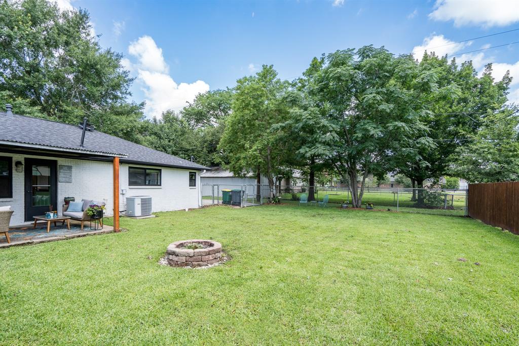 211 S Poplar Street, Tomball, Texas image 26