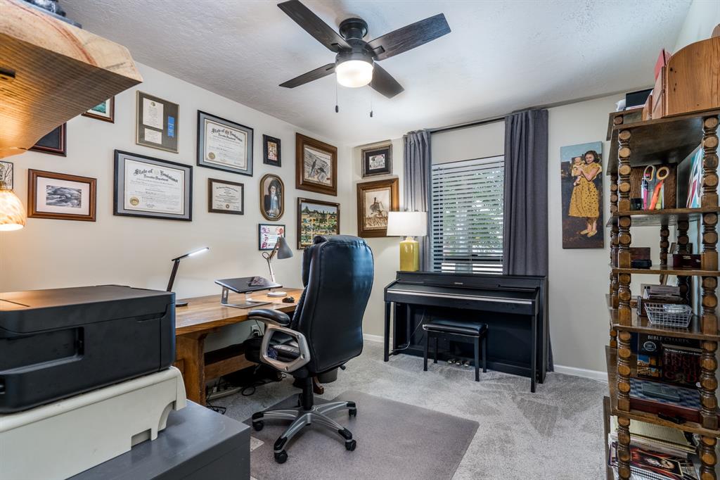 211 S Poplar Street, Tomball, Texas image 16