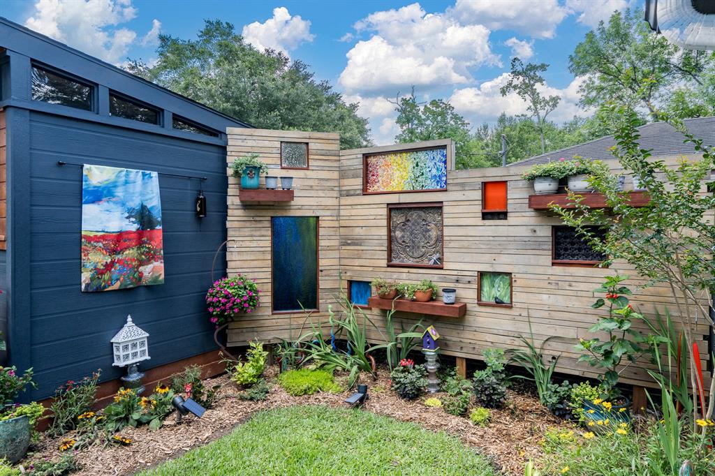 211 S Poplar Street, Tomball, Texas image 3