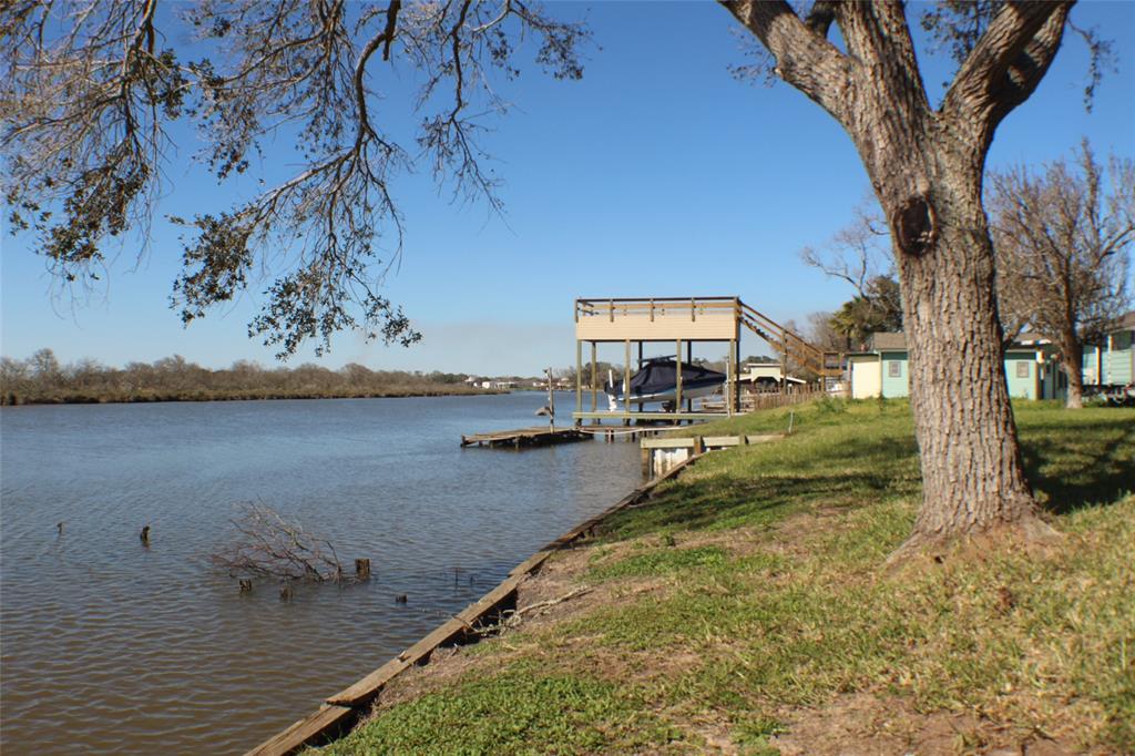 1786 County Road 206, Sargent, Texas image 8