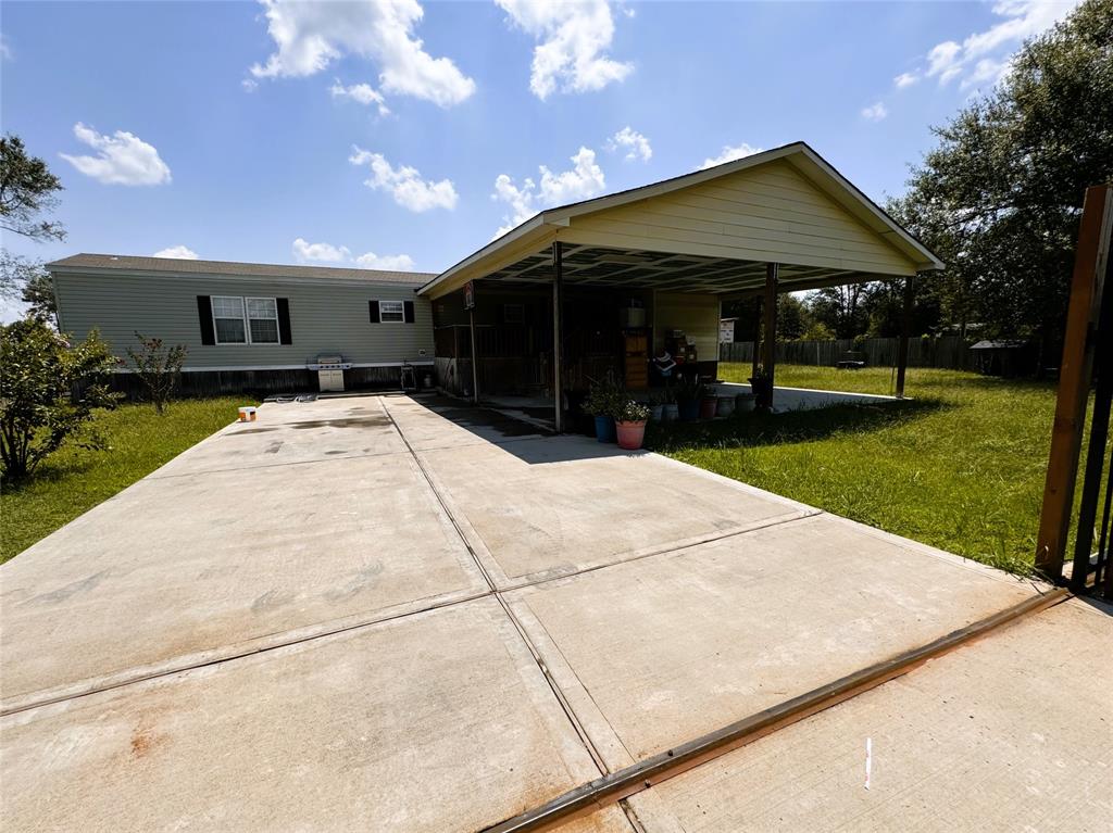 Photo 2 of 16 of 413 Road 5039 mobile home