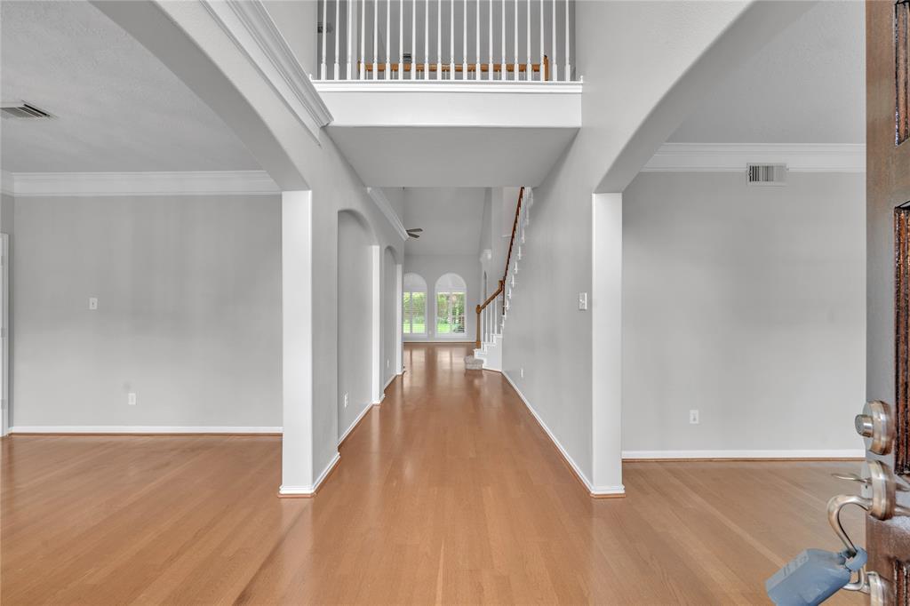 2426 Hanston Court