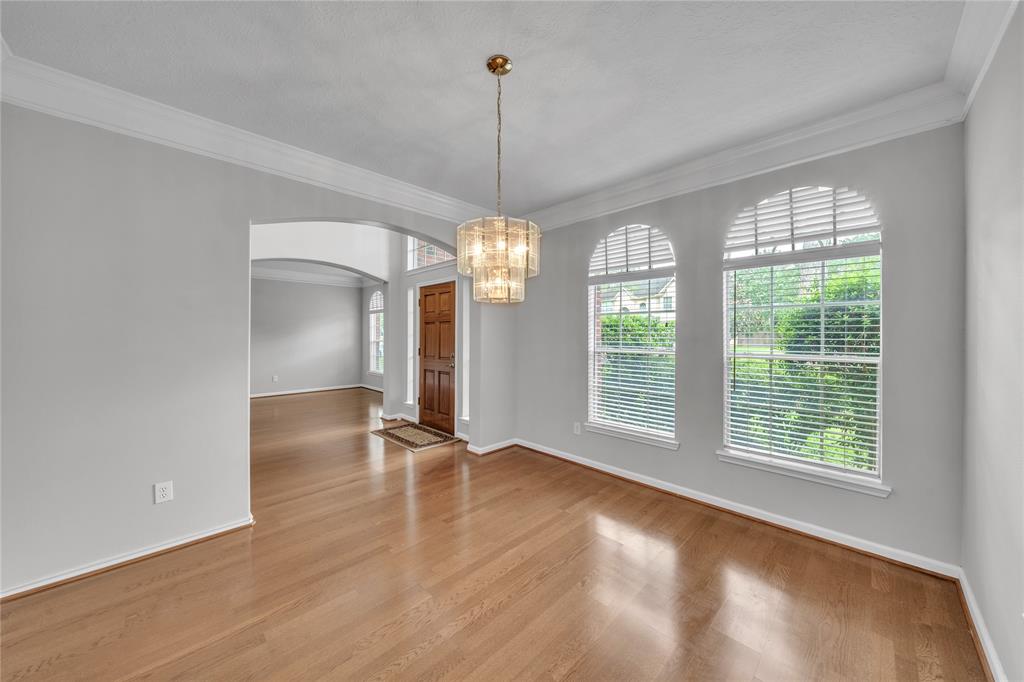 2426 Hanston Court