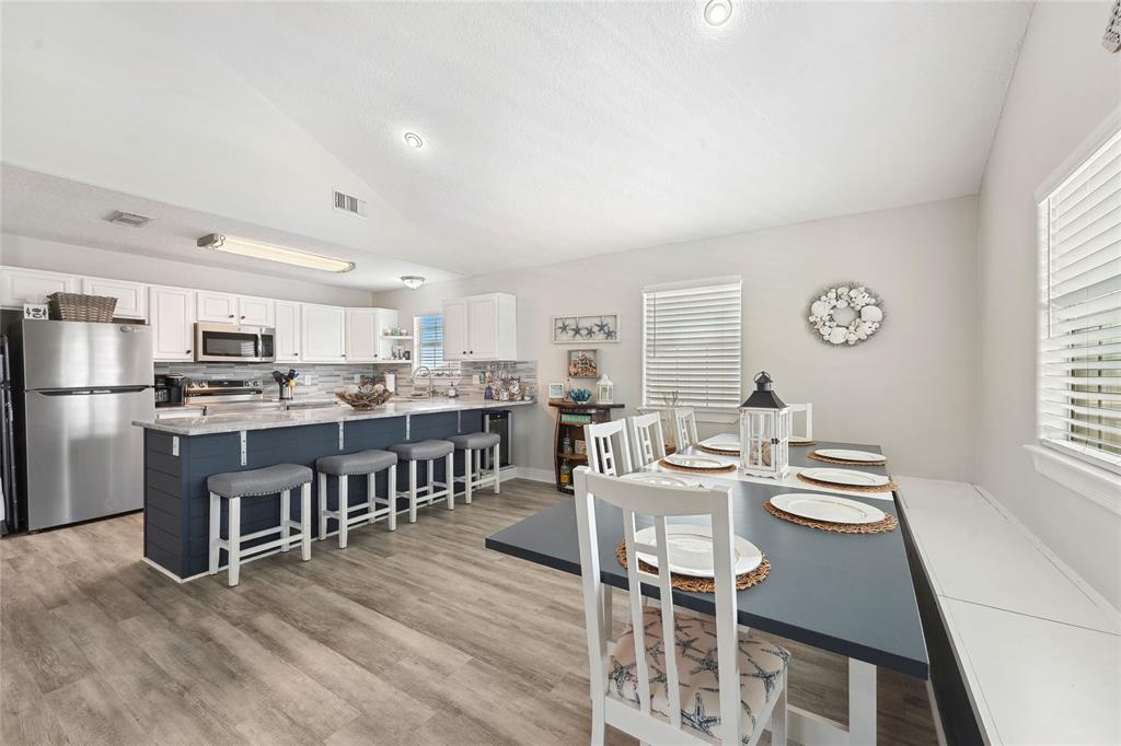 214 Sand Dune Court, Surfside Beach, Texas image 11