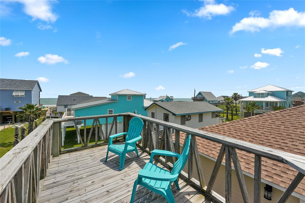 214 Sand Dune Court, Surfside Beach, Texas image 4