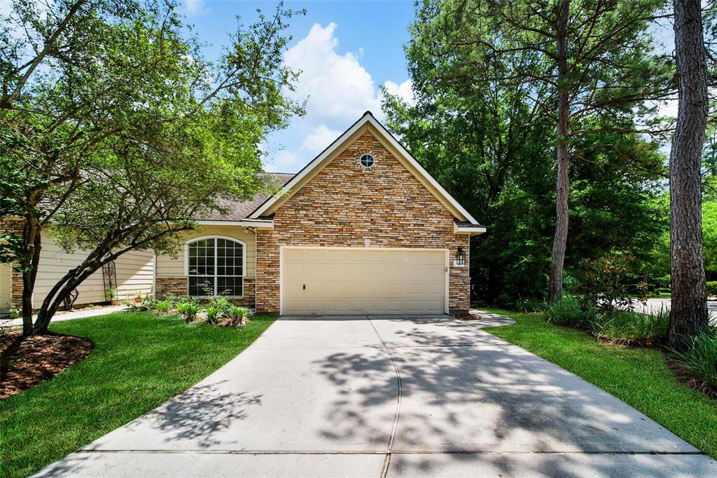 2 Wintergreen Trail, The Woodlands, Texas image 1