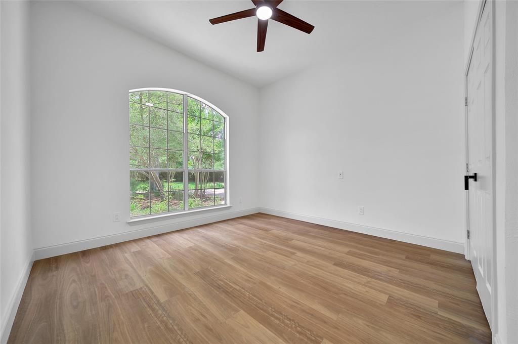 2 Wintergreen Trail, The Woodlands, Texas image 19