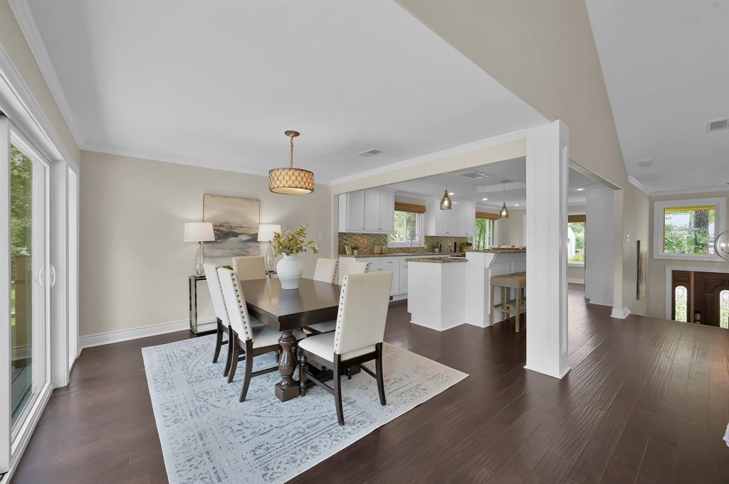 106 S Timber Top Drive, The Woodlands, Texas image 15