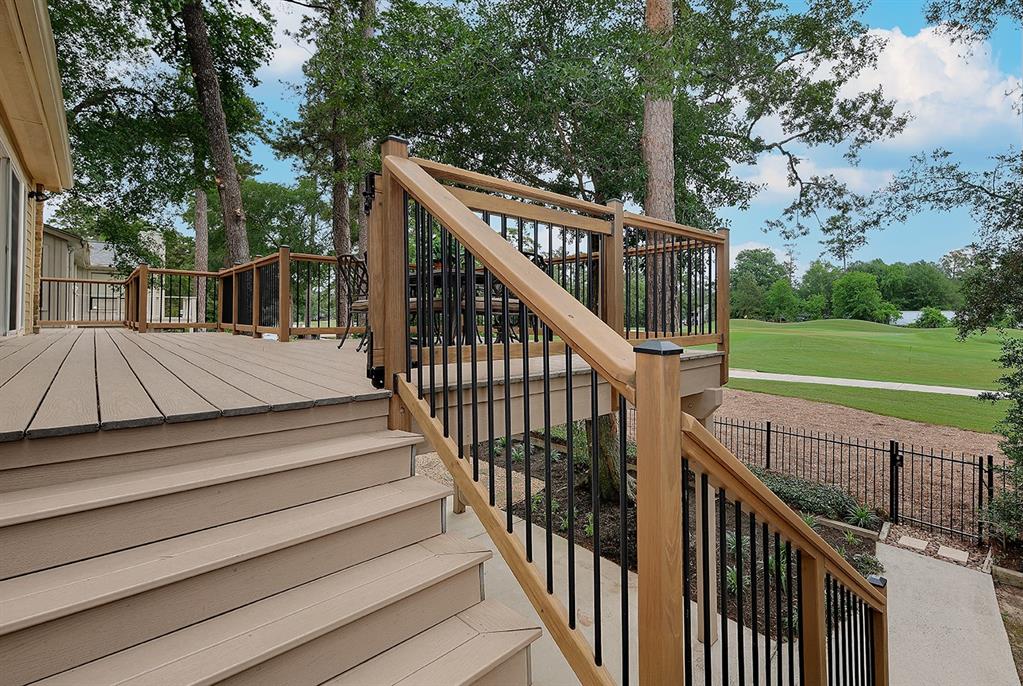 106 S Timber Top Drive, The Woodlands, Texas image 33