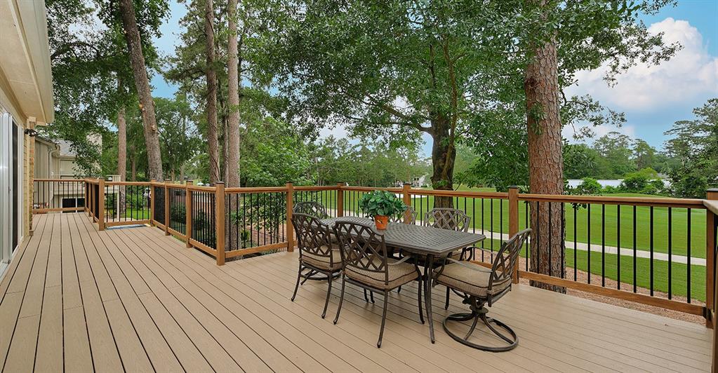 106 S Timber Top Drive, The Woodlands, Texas image 30