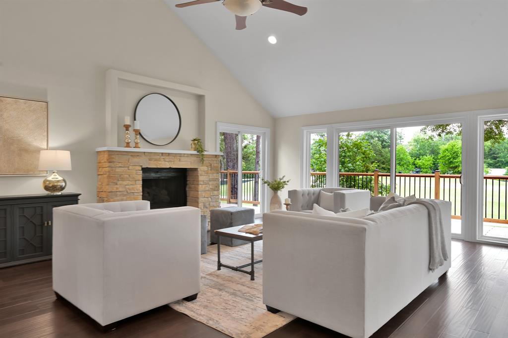106 S Timber Top Drive, The Woodlands, Texas image 10