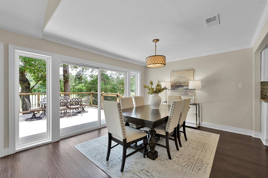 106 S Timber Top Drive, The Woodlands, Texas image 14