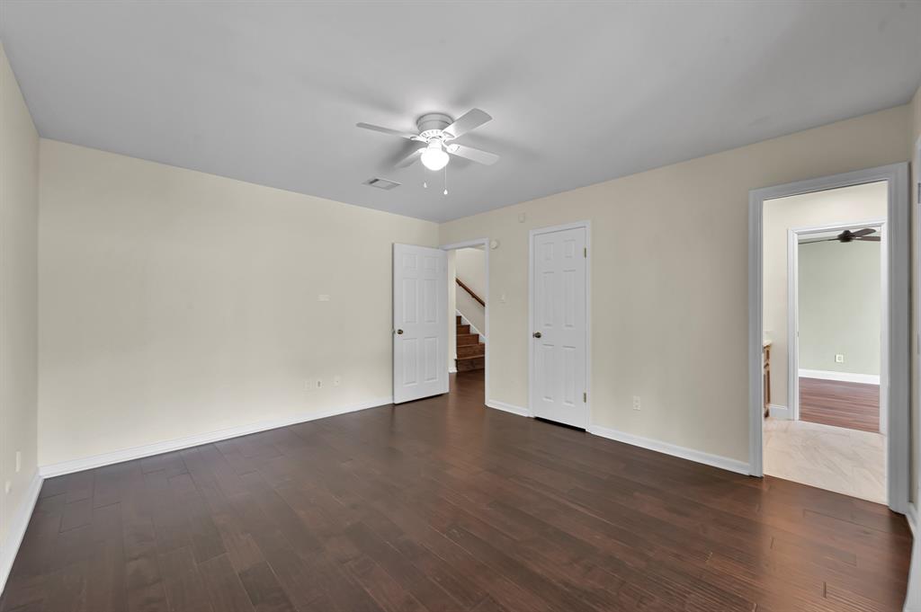106 S Timber Top Drive, The Woodlands, Texas image 39