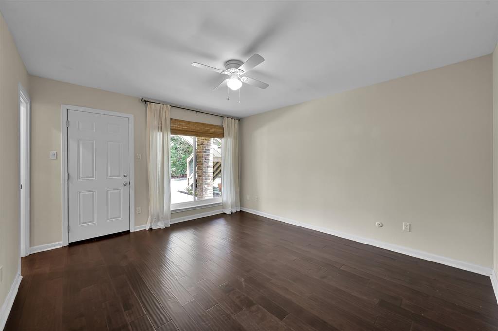 106 S Timber Top Drive, The Woodlands, Texas image 38