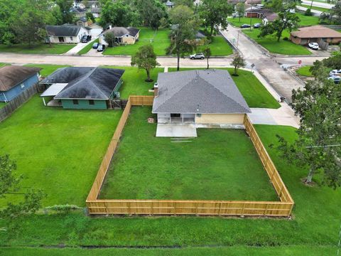 A home in Lake Jackson