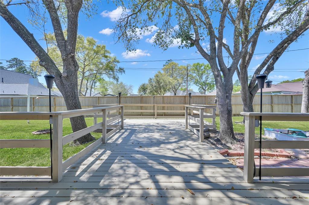 24511 Okehampton Drive, Tomball, Texas image 42