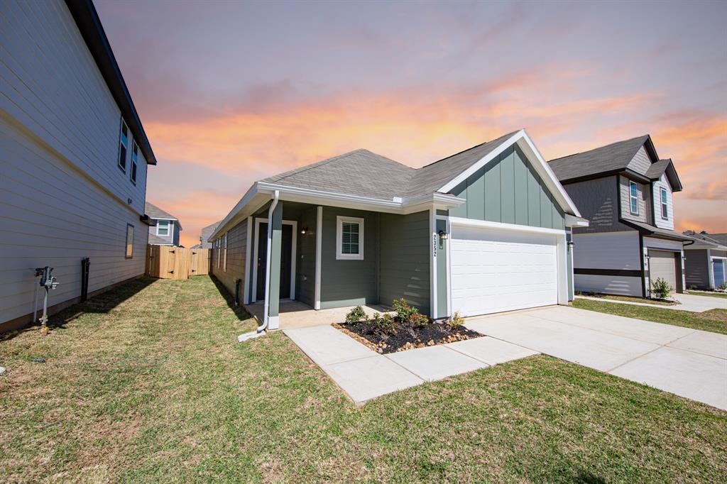 2352 Mooneye Court, Conroe, Texas image 3