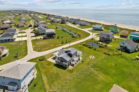 A home in Crystal Beach