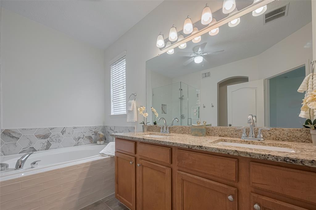 31214 Windcrest Park Lane, Spring, Texas image 40