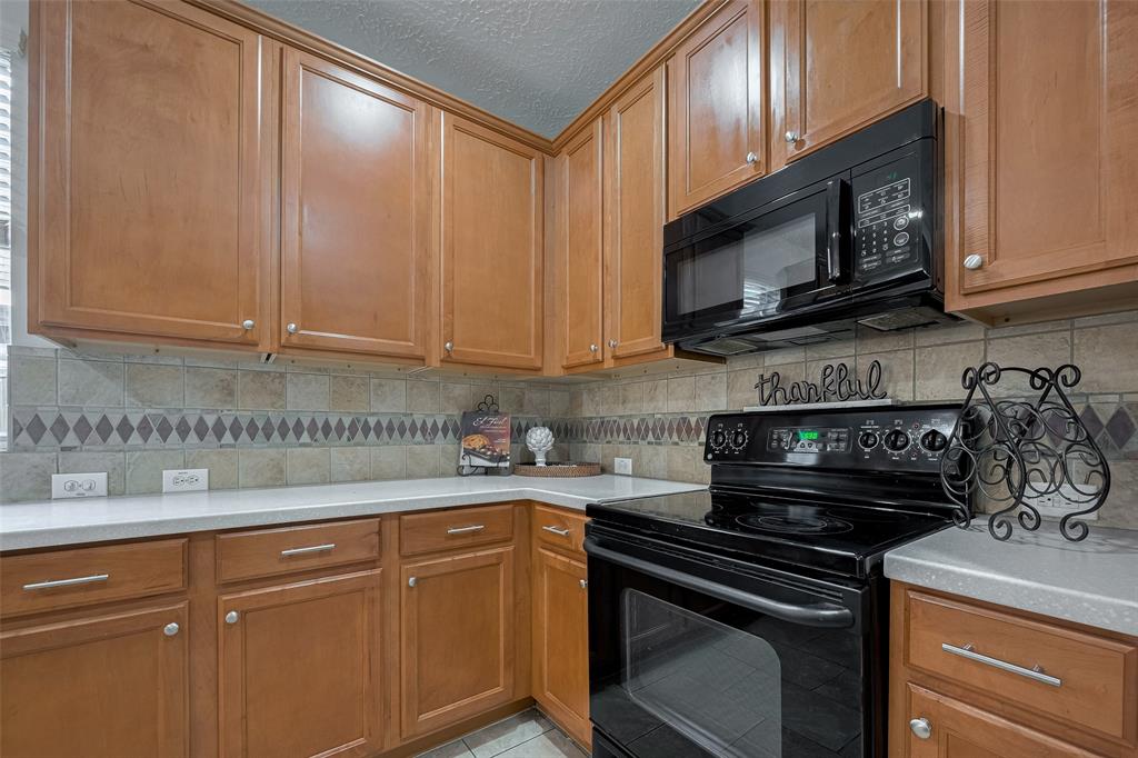 31214 Windcrest Park Lane, Spring, Texas image 19