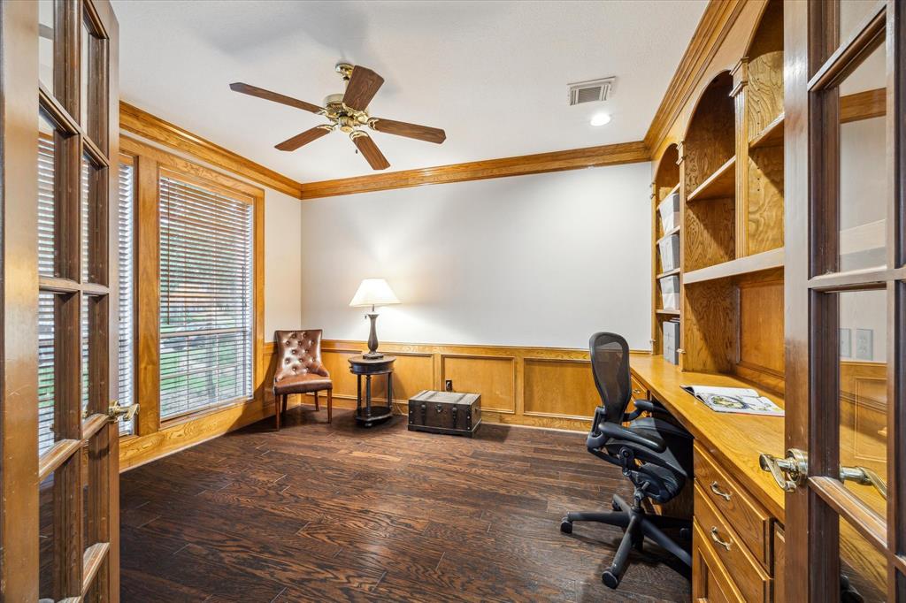 6 Windmeadow Place, The Woodlands, Texas image 5