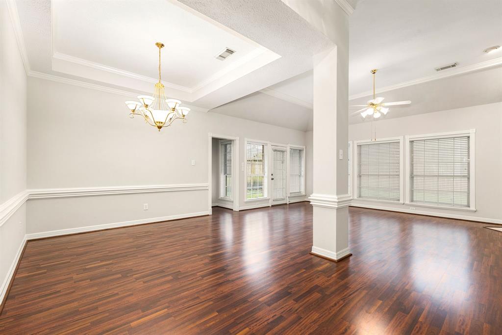 4306 Shady Pine Drive, Spring, Texas image 9