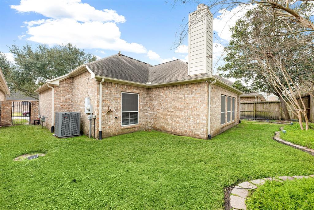 4306 Shady Pine Drive, Spring, Texas image 35