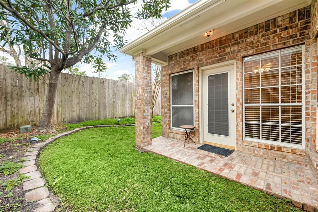 4306 Shady Pine Drive, Spring, Texas image 32