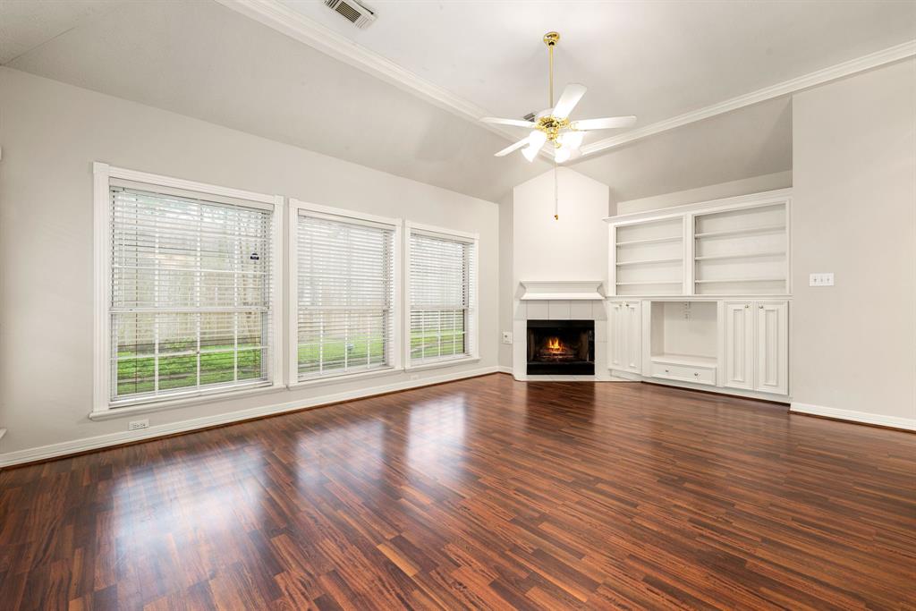4306 Shady Pine Drive, Spring, Texas image 10