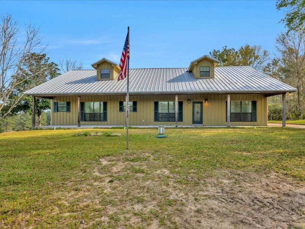 759 W Barnum Loop, Corrigan, Texas image 4