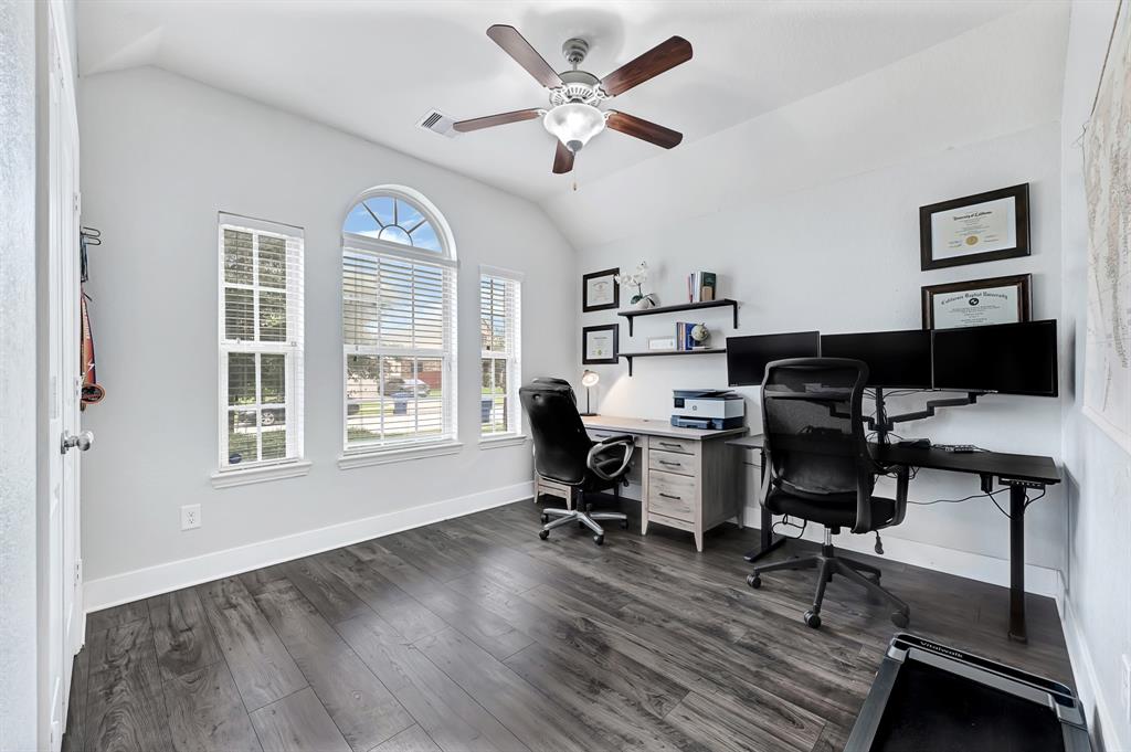 3819 Cactus Field Lane, Katy, Texas image 7