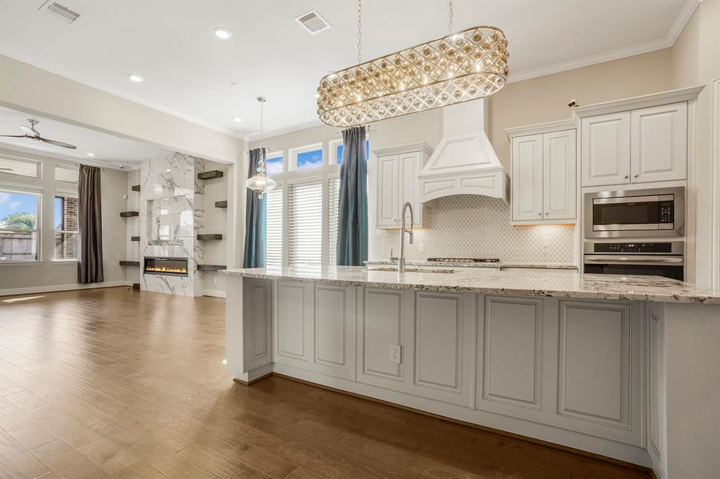 16506 Great Gulf Lane, Humble, Texas image 13