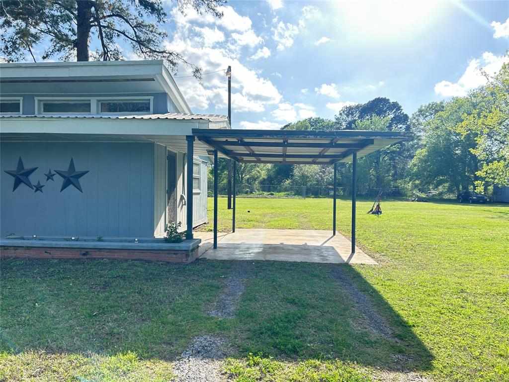539 N Granger Street, Oakwood, Texas image 4