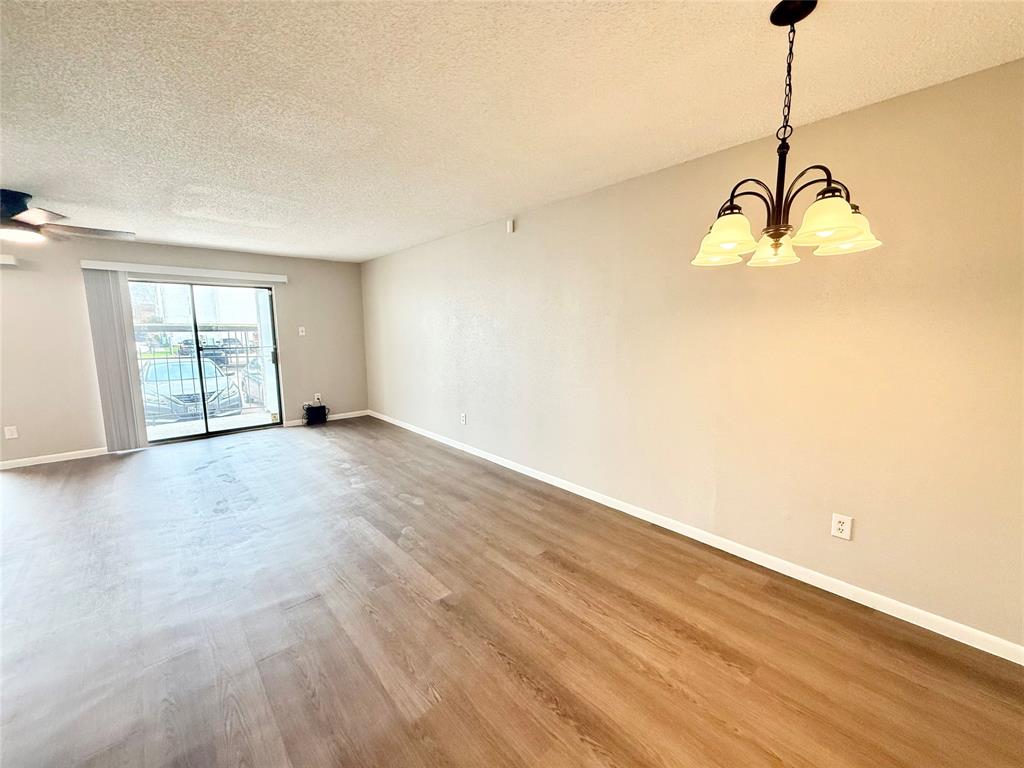 2816 S Bartell Drive #B6, Houston, Texas image 5
