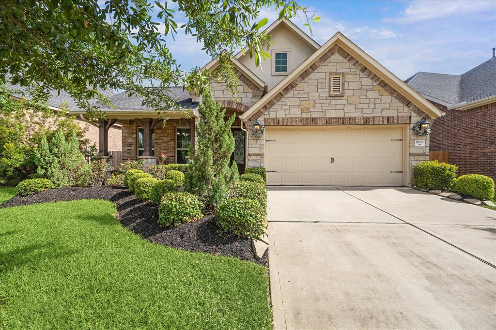 19726 Terrace Cliff Court, Richmond, Texas image 1