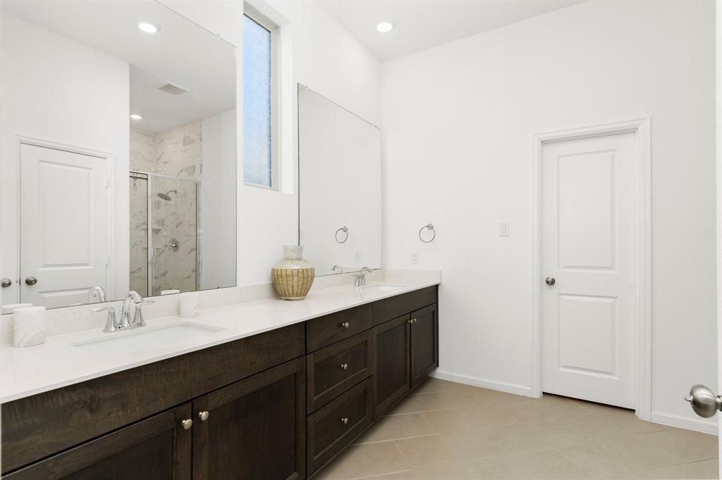 4934 Chester Lake Lane, Porter, Texas image 32