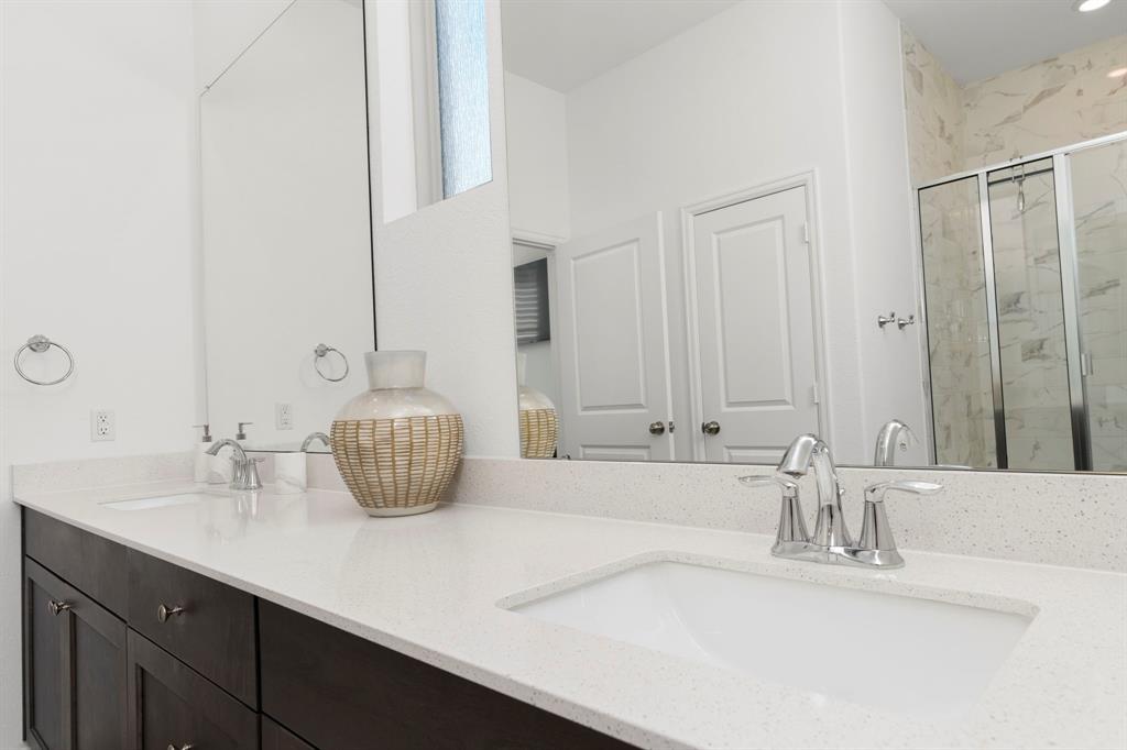 4934 Chester Lake Lane, Porter, Texas image 33