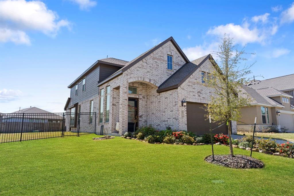 property-search 4 4934 Chester Lake Lane