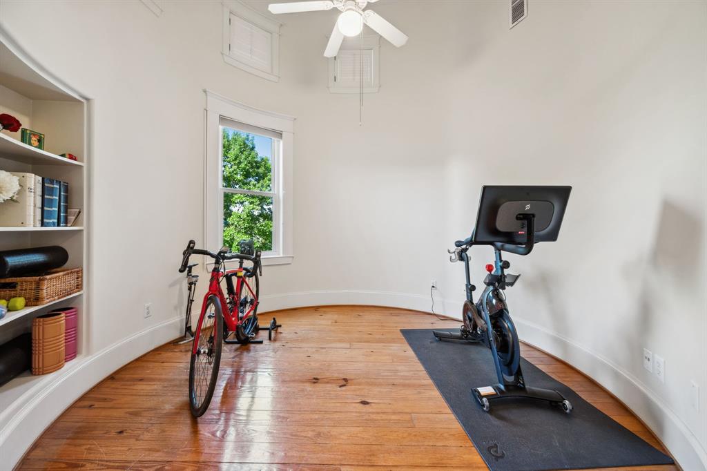940 Columbia Street, Houston, Texas image 21