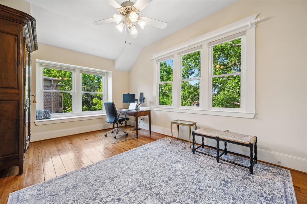 940 Columbia Street, Houston, Texas image 22