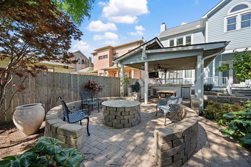 940 Columbia Street, Houston, Texas image 30