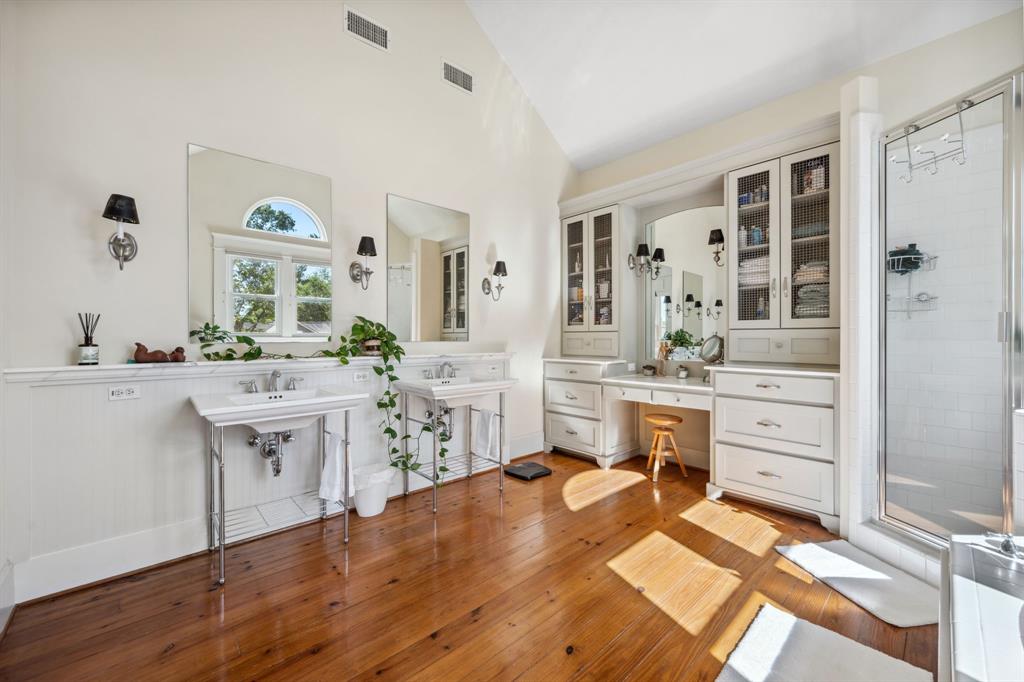 940 Columbia Street, Houston, Texas image 18