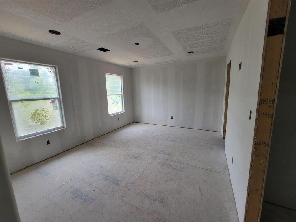 Photo 7 of 25 of 16361 Ryan Guinn Way house