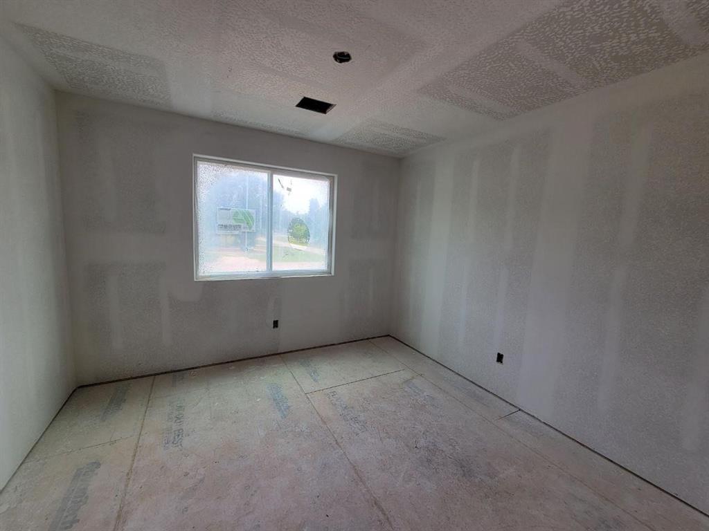 Photo 9 of 25 of 16361 Ryan Guinn Way house
