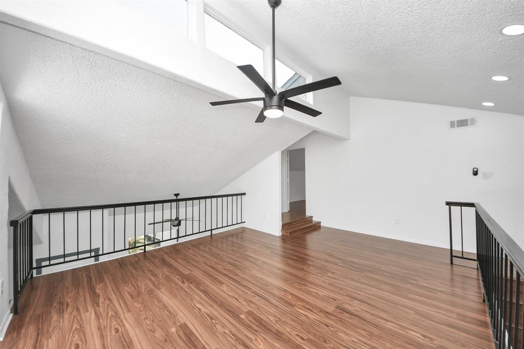 1106 Pecan Glen Drive, Missouri City, Texas image 4