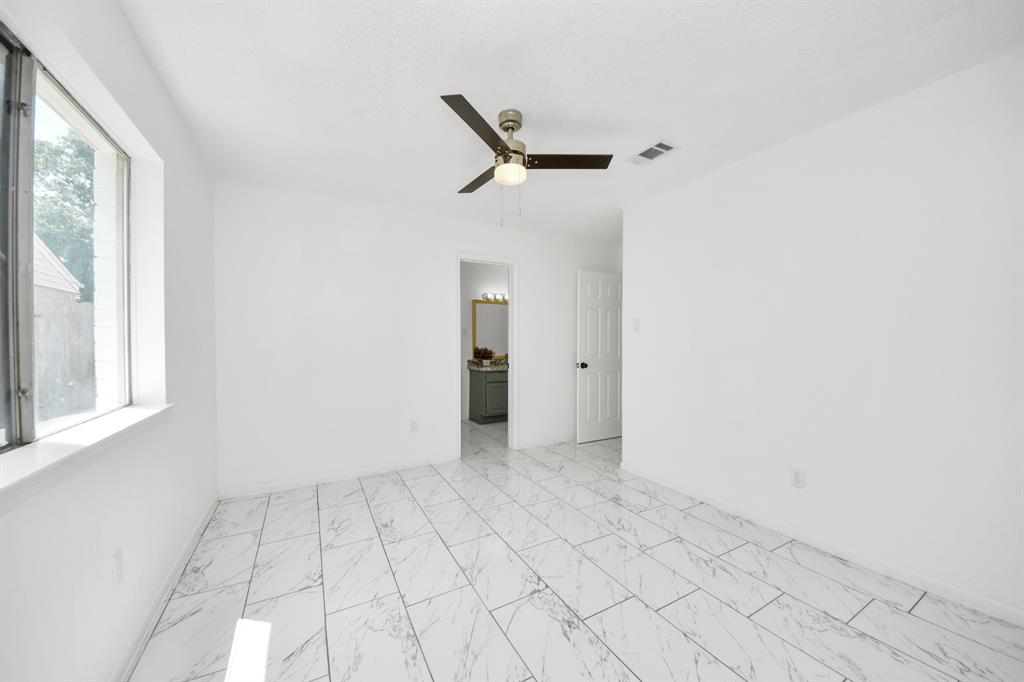 1106 Pecan Glen Drive, Missouri City, Texas image 32